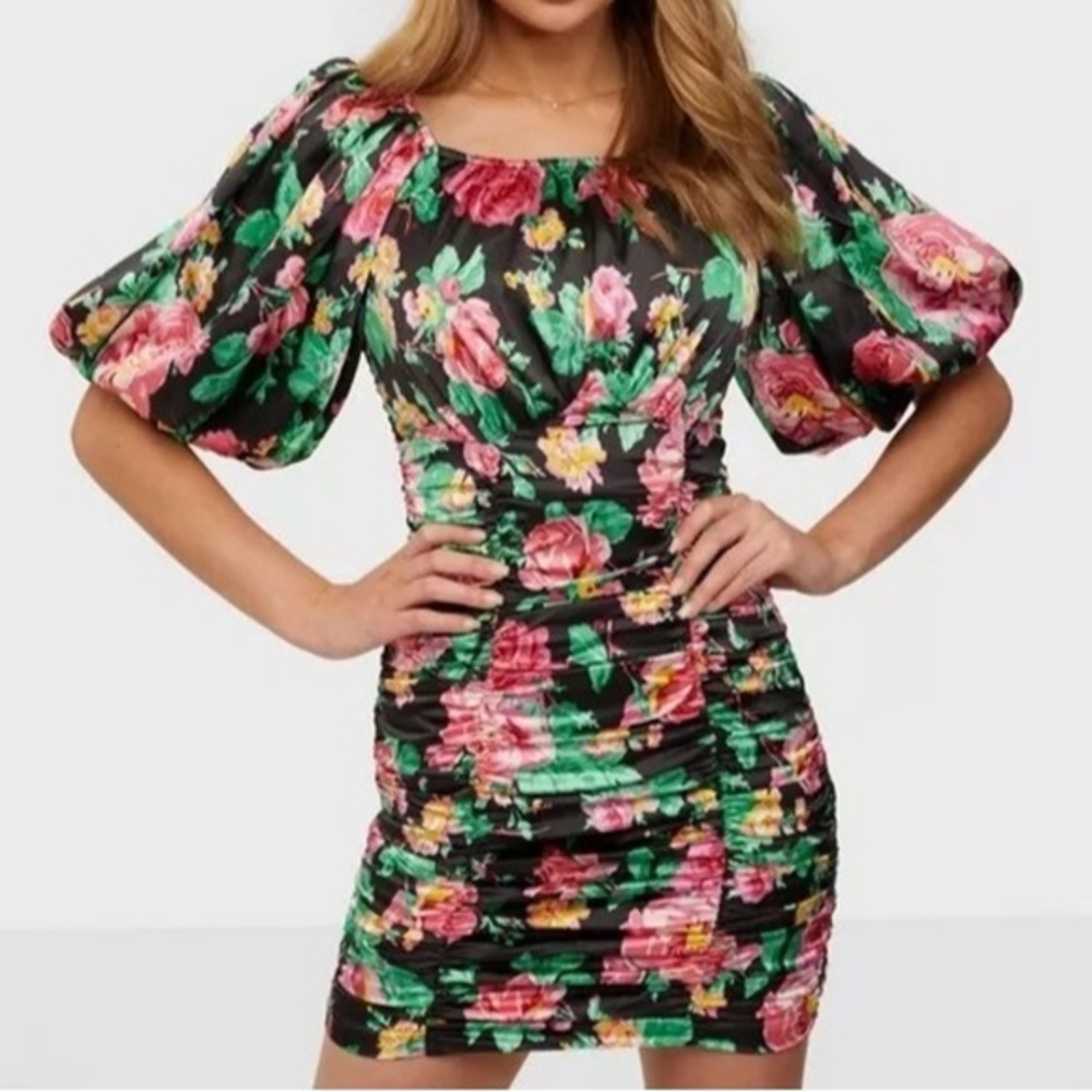 🎉HP🎉For Love & Lemons Jolie Mini Ruched Dress. Size XS